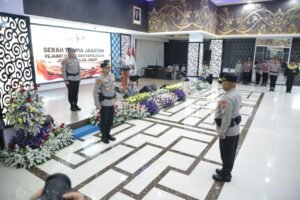 Sertijab Sejumlah Pejabat Polda Jabar, Kapolda Tekankan Penguatan Kinerja dan Pelayanan Masyarakat
